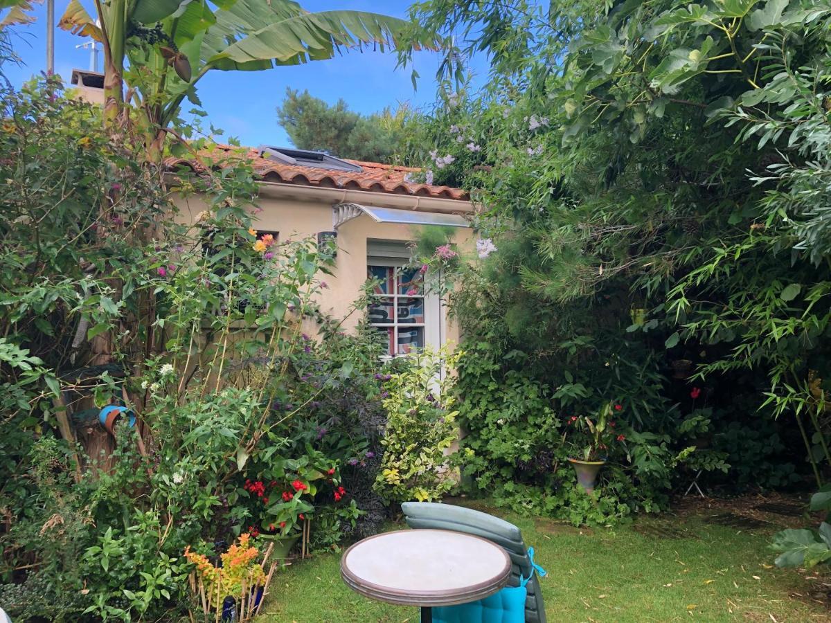 Bed and Breakfast L Atypique L'Ile-d'Olonne Exterior foto